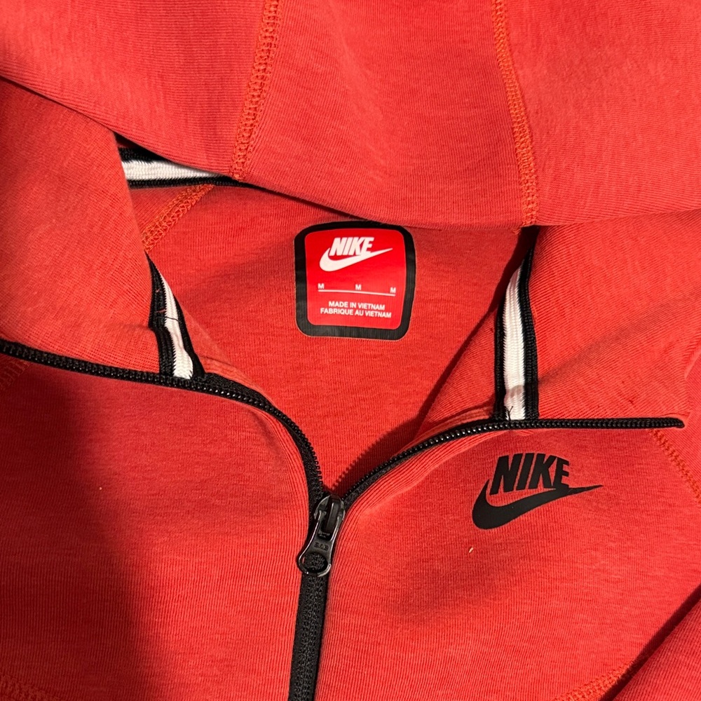 Nike Teck Crimson Tracksuit with Black Details - Picture 2 of 3